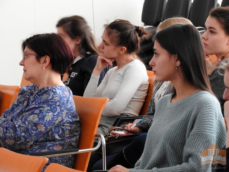 Встреча в рамках проекта «Французские сезоны» посвящена судьбе и творчеству Франсуазы Саган