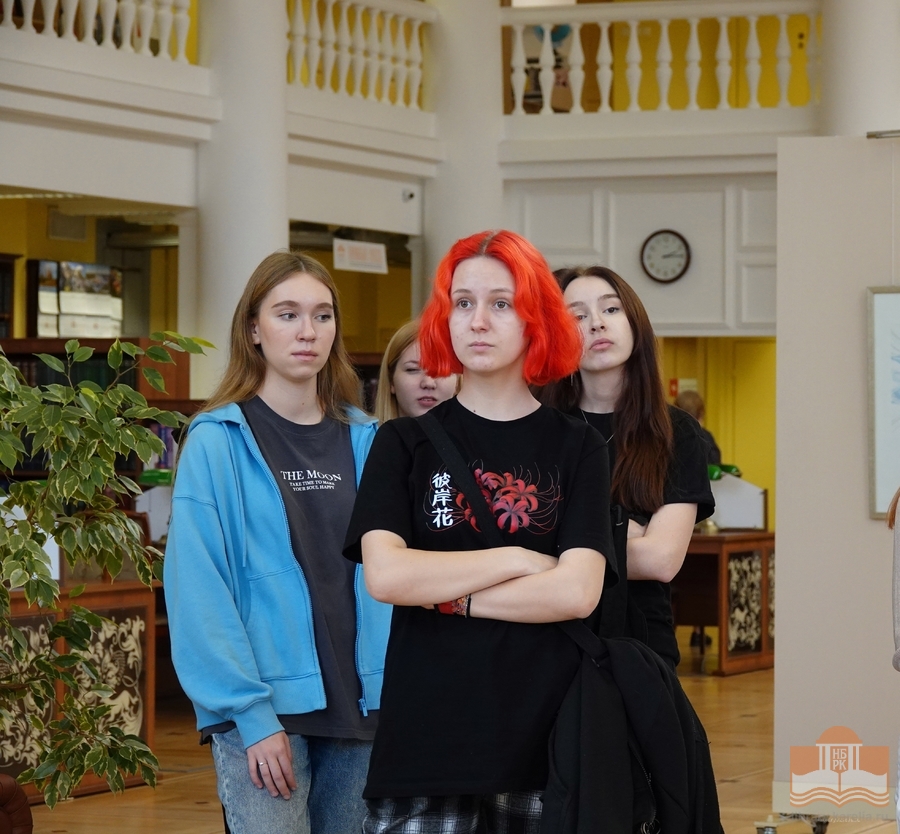 Студенты Колледжа технологии и предпринимательства в Национальной библиотеке Карелии