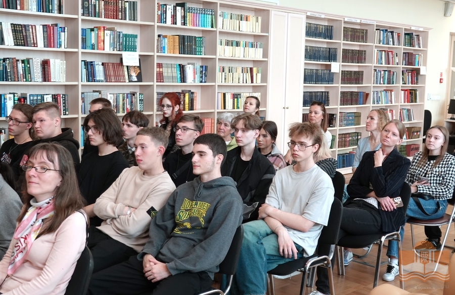 На творческой встрече с Любовью Кирюшиной в Национальной библиотеке Карелии