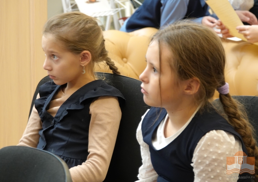 Участники игровой программы «Золотой ключик от дверцы счастья»