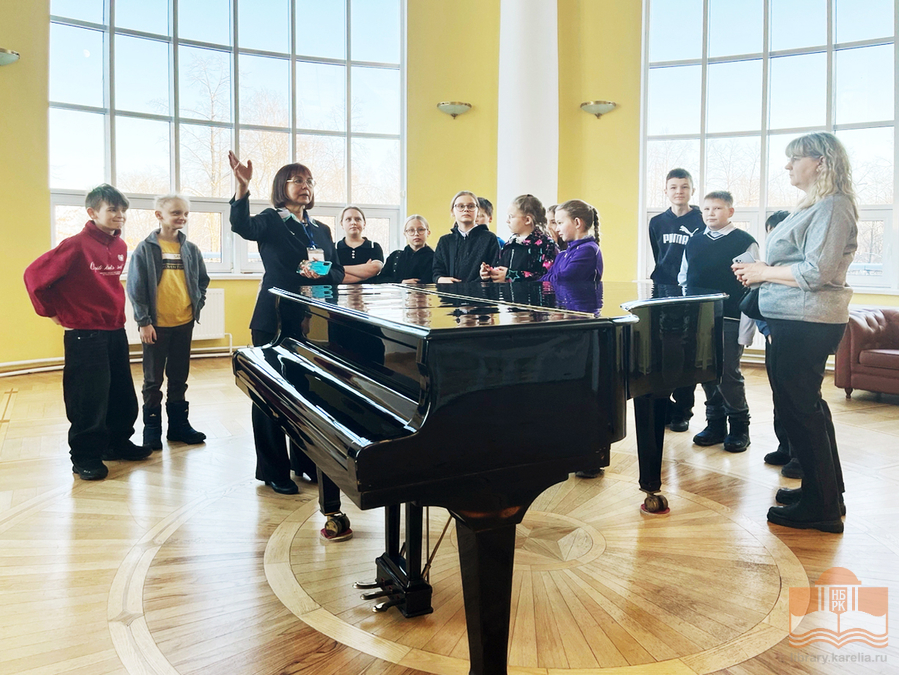 Четвероклассники школы № 20 в Национальной библиотеке Карелии