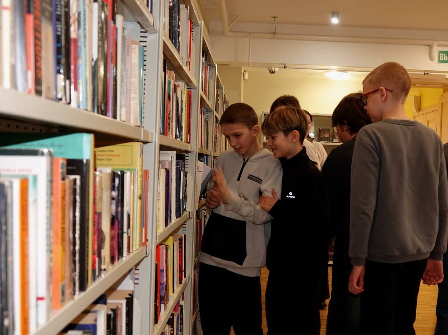 Национальную библиотеку Карелии посетили пятиклассники Петрозаводской школы № 48