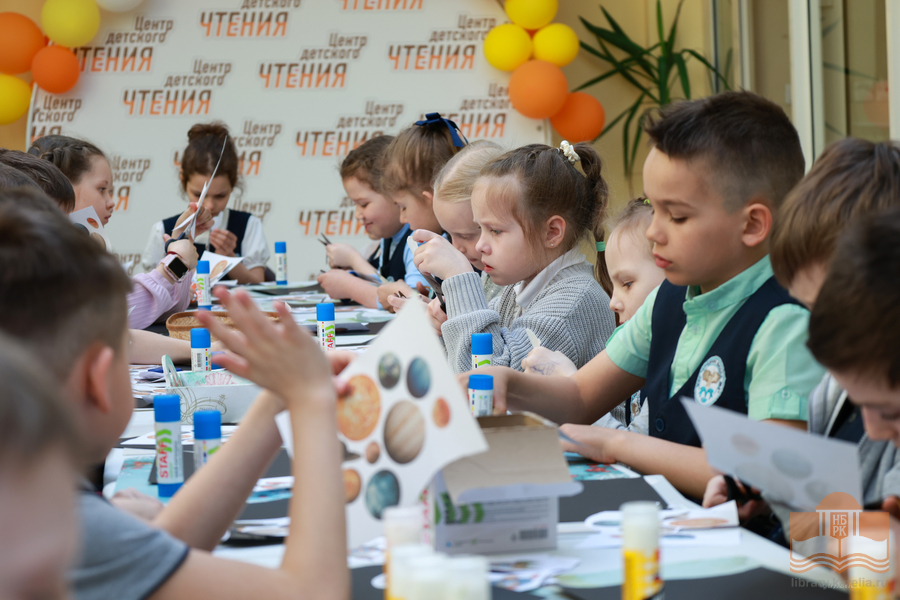 На просветительской программе «Русский музей – детям». Дорога в Космос!»