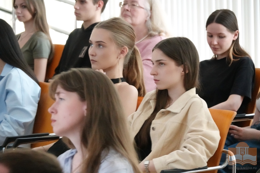 На просветительской программе «Перевод на передовой», приуроченной к 81 годовщине Победы